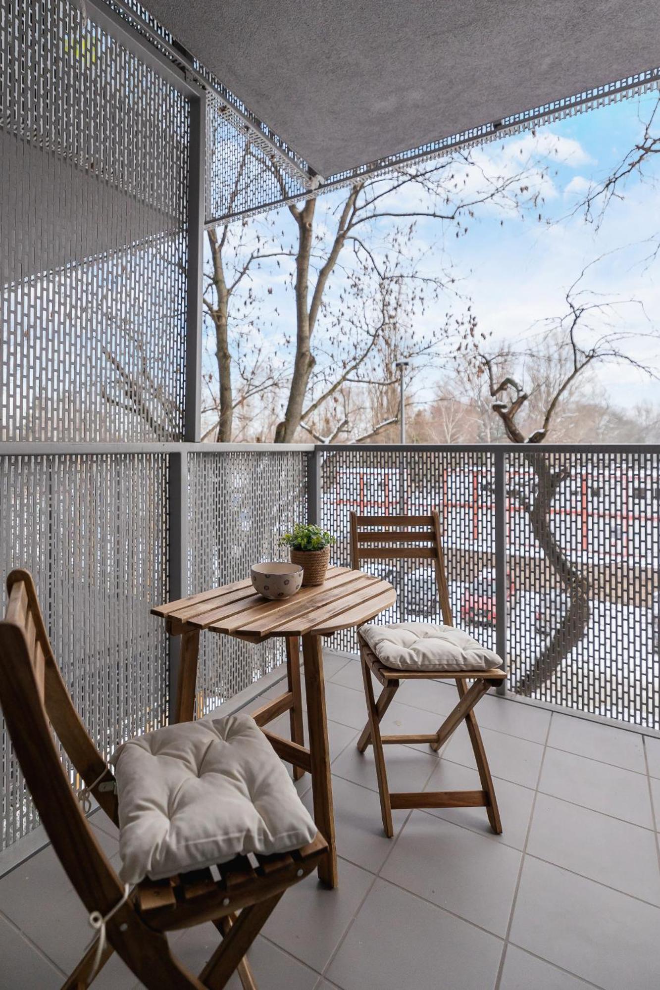 Prandoty Beautiful Apartment With Balcony Cracow By Renters Prestige Krakow Exterior photo